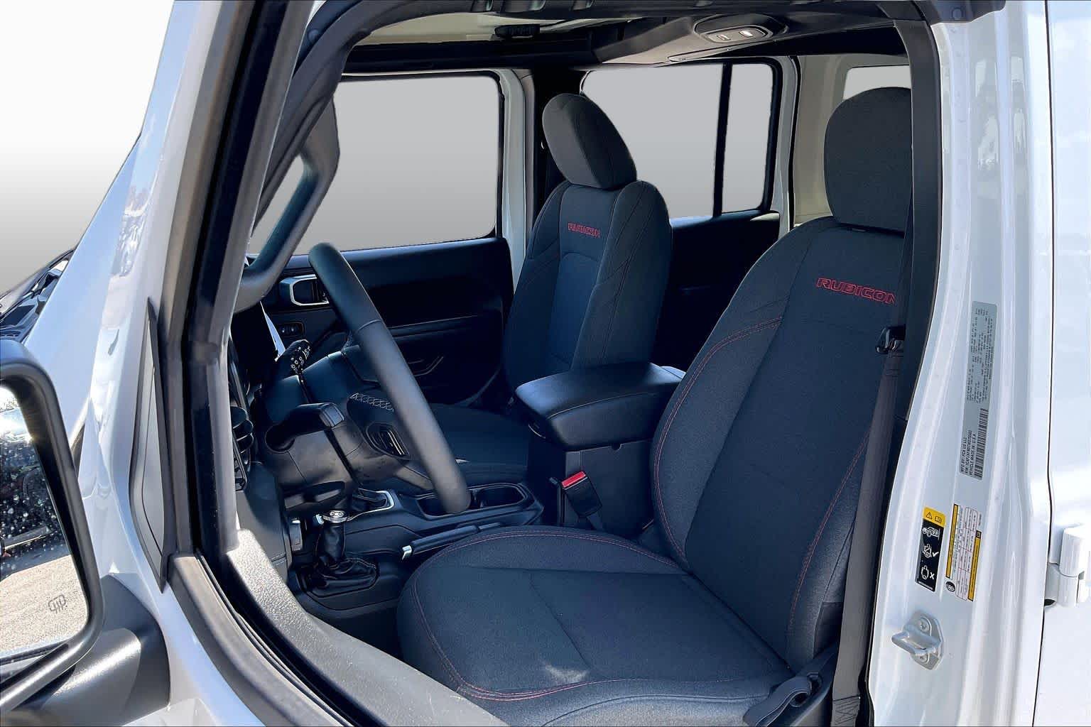2026 Jeep Wrangler photo 8 of 32