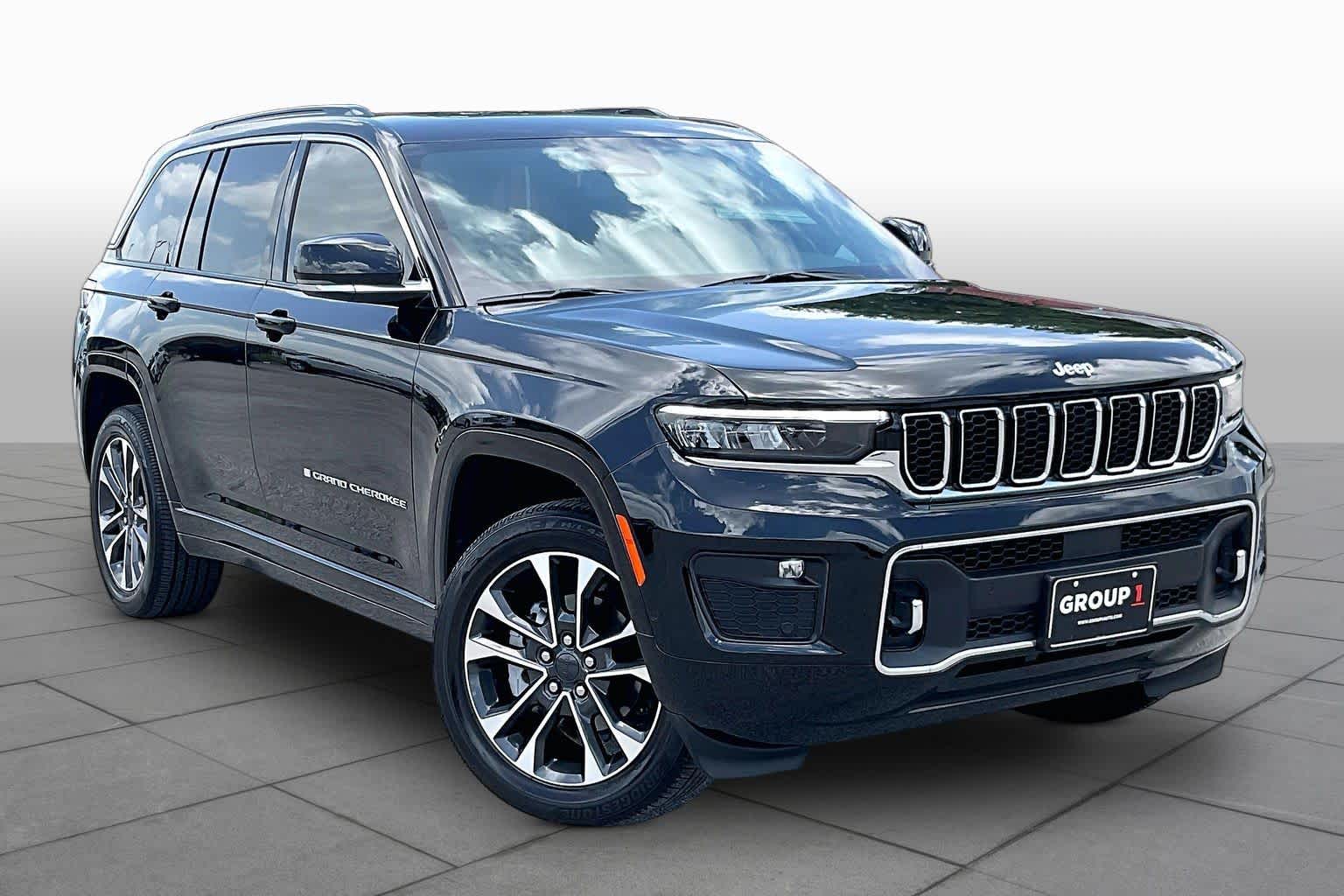 2024 Jeep Grand Cherokee Overland Diamond Black Crystal Pearlcoat at Beck & Masten Kia