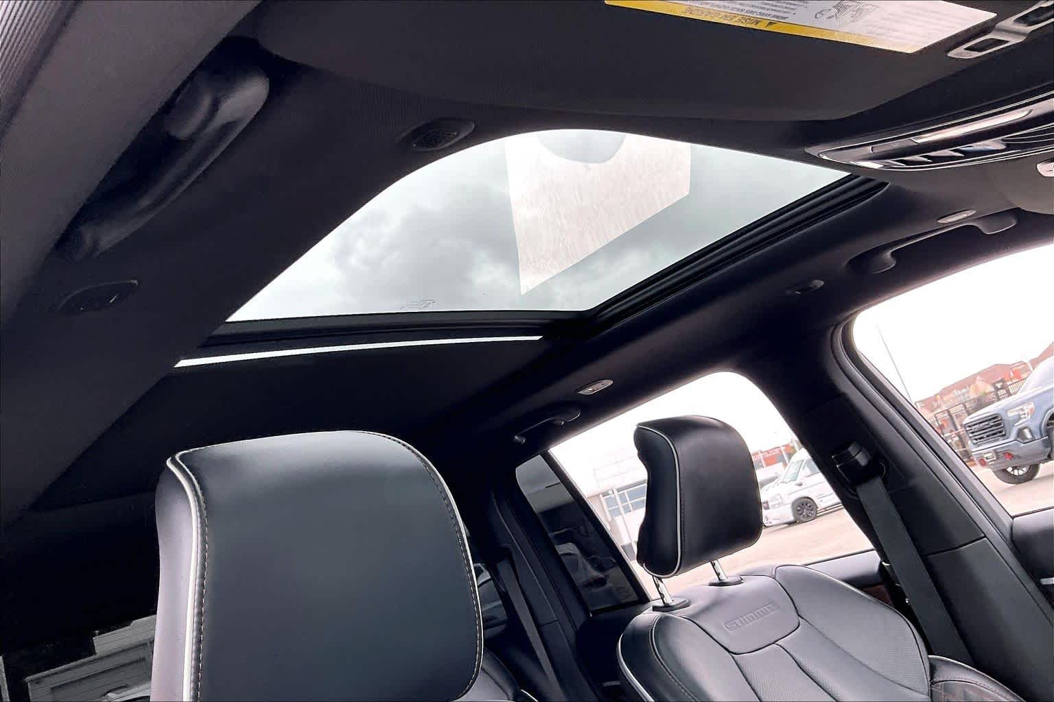 2025 Jeep Grand Cherokee photo 13 of 34
