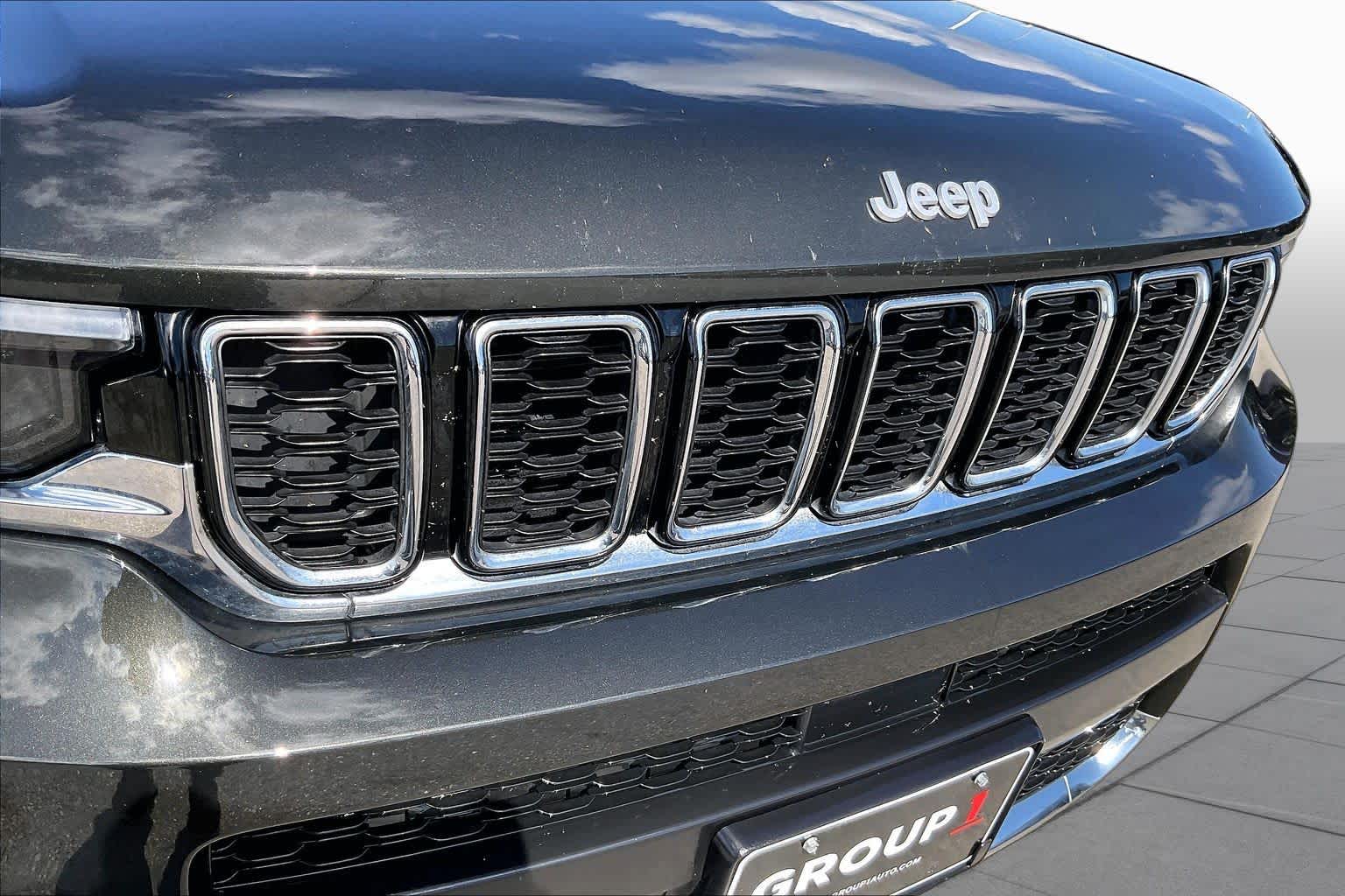 2024 Jeep Grand Cherokee L photo 30 of 35