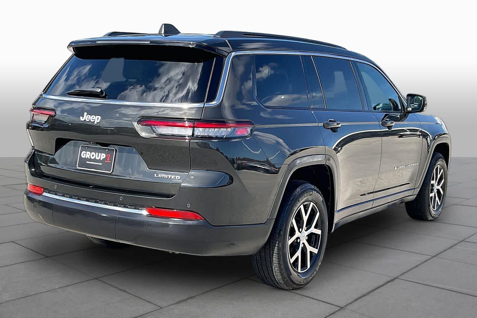 2024 Jeep Grand Cherokee L photo 13 of 35