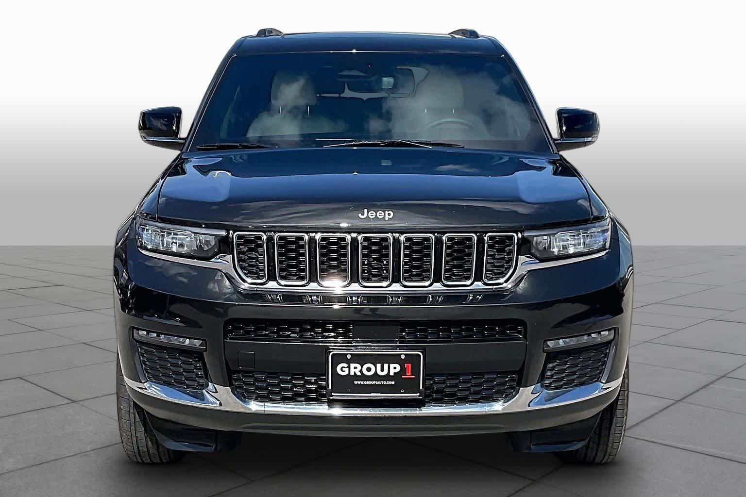2024 Jeep Grand Cherokee L photo 4 of 35