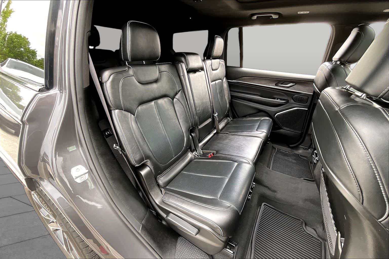 2023 Jeep Grand Cherokee L Overland Baltic Gray Metallic Clearcoat at AutoNation Ford Gulf Fwy