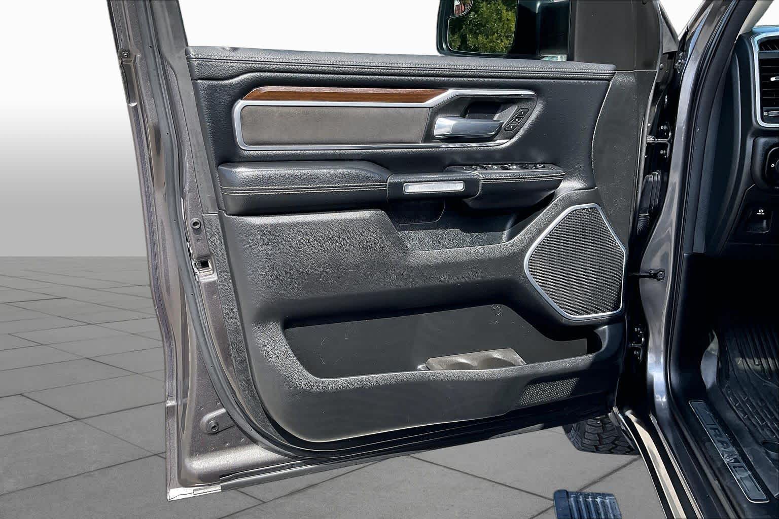2022 Ram 1500 photo 22 of 35