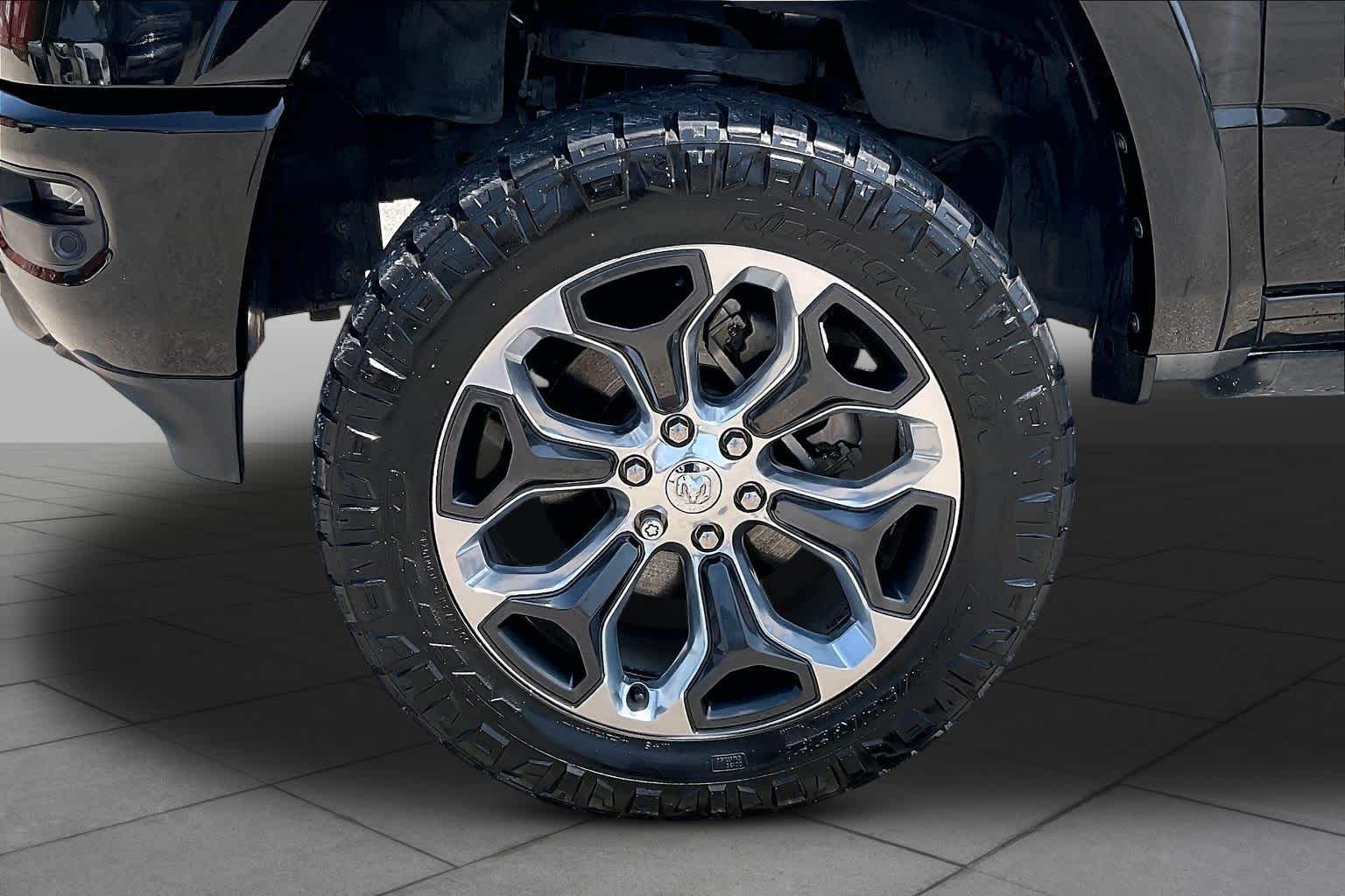 2019 Ram All-New 1500 Limited - 10