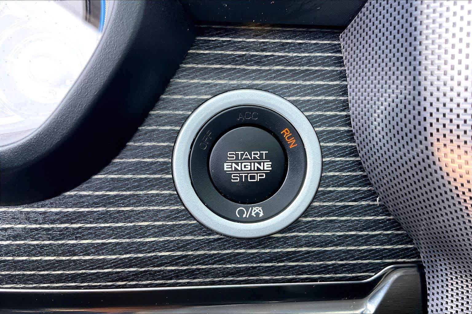 2019 Ram All-New 1500 Limited Diamond Black Crystal Pearlcoat at Group 1 Toyota Southwest