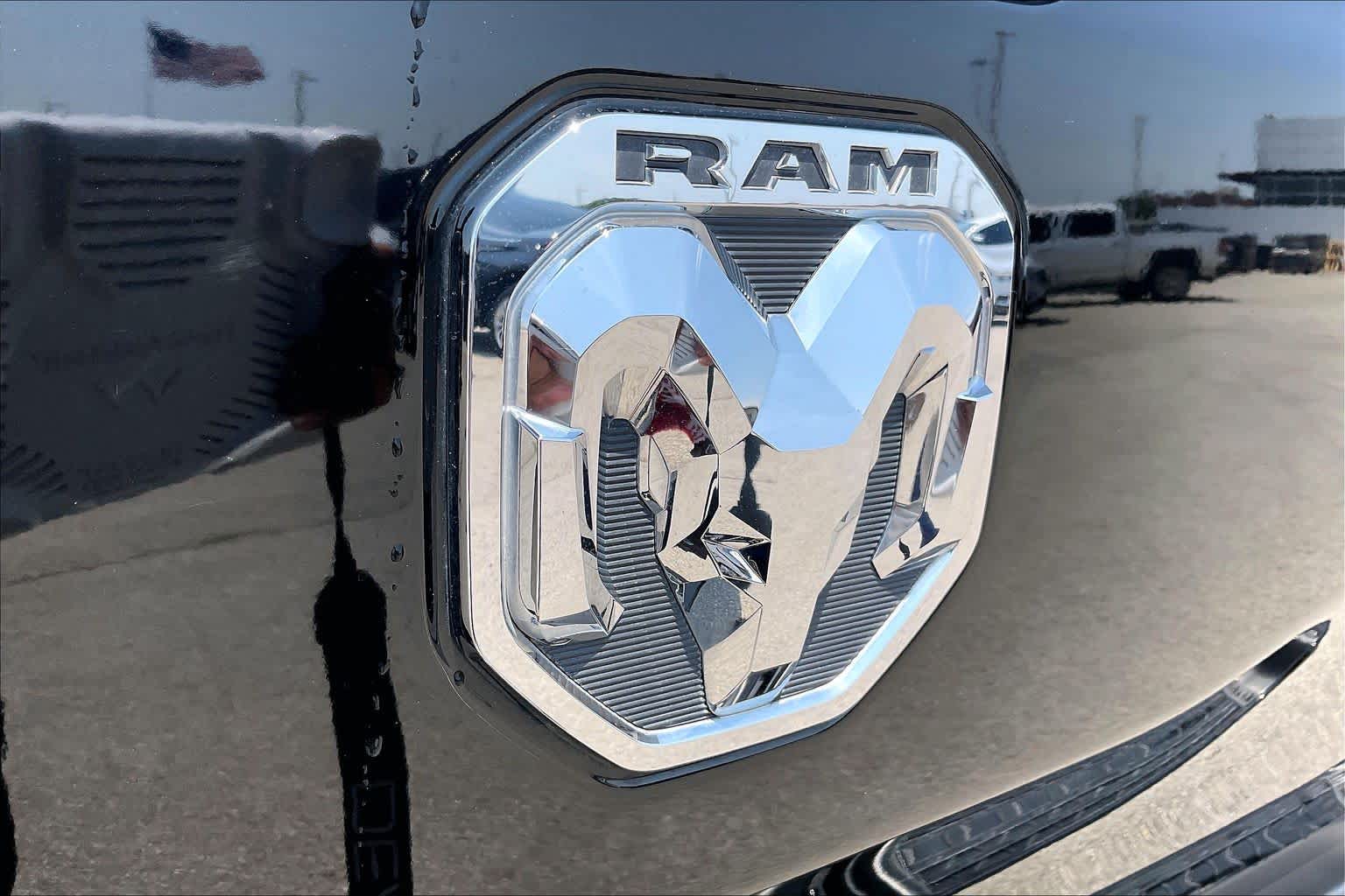 2019 Ram All-New 1500 Limited Diamond Black Crystal Pearlcoat at Group 1 Toyota Southwest