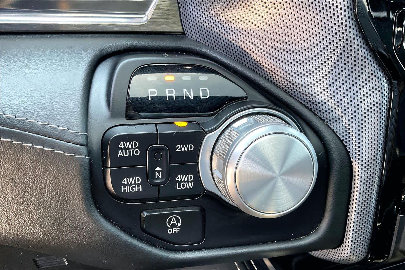 2019 Ram All-New 1500 Limited Diamond Black Crystal Pearlcoat at Group 1 Toyota Southwest