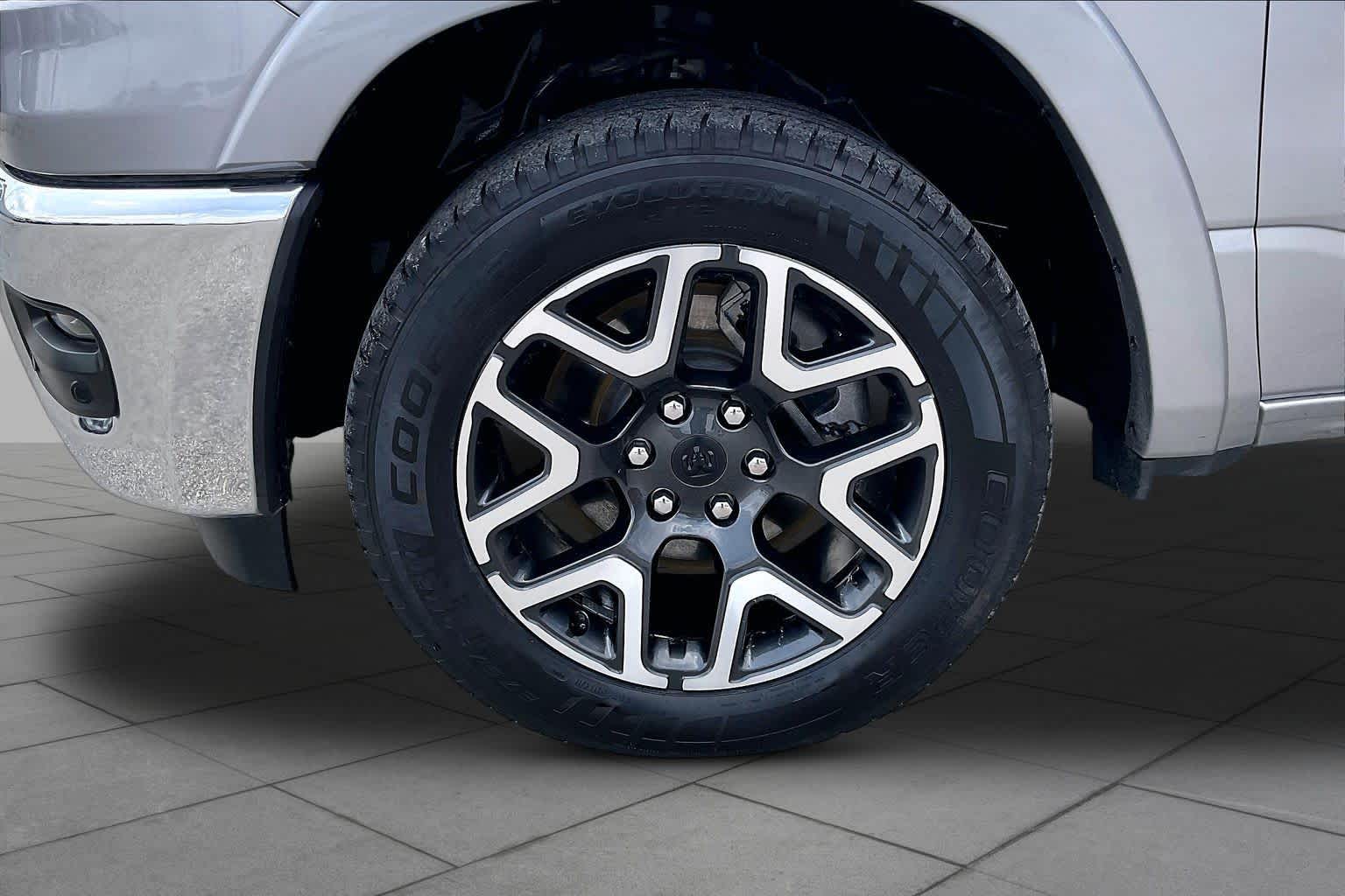 2025 Ram 1500 Laramie - 10