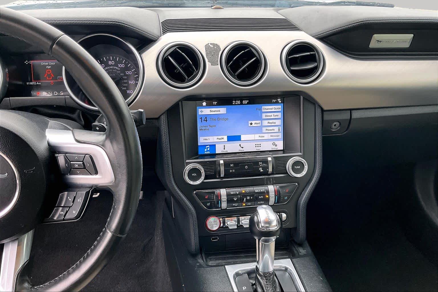 2019 Ford Mustang photo 7 of 31