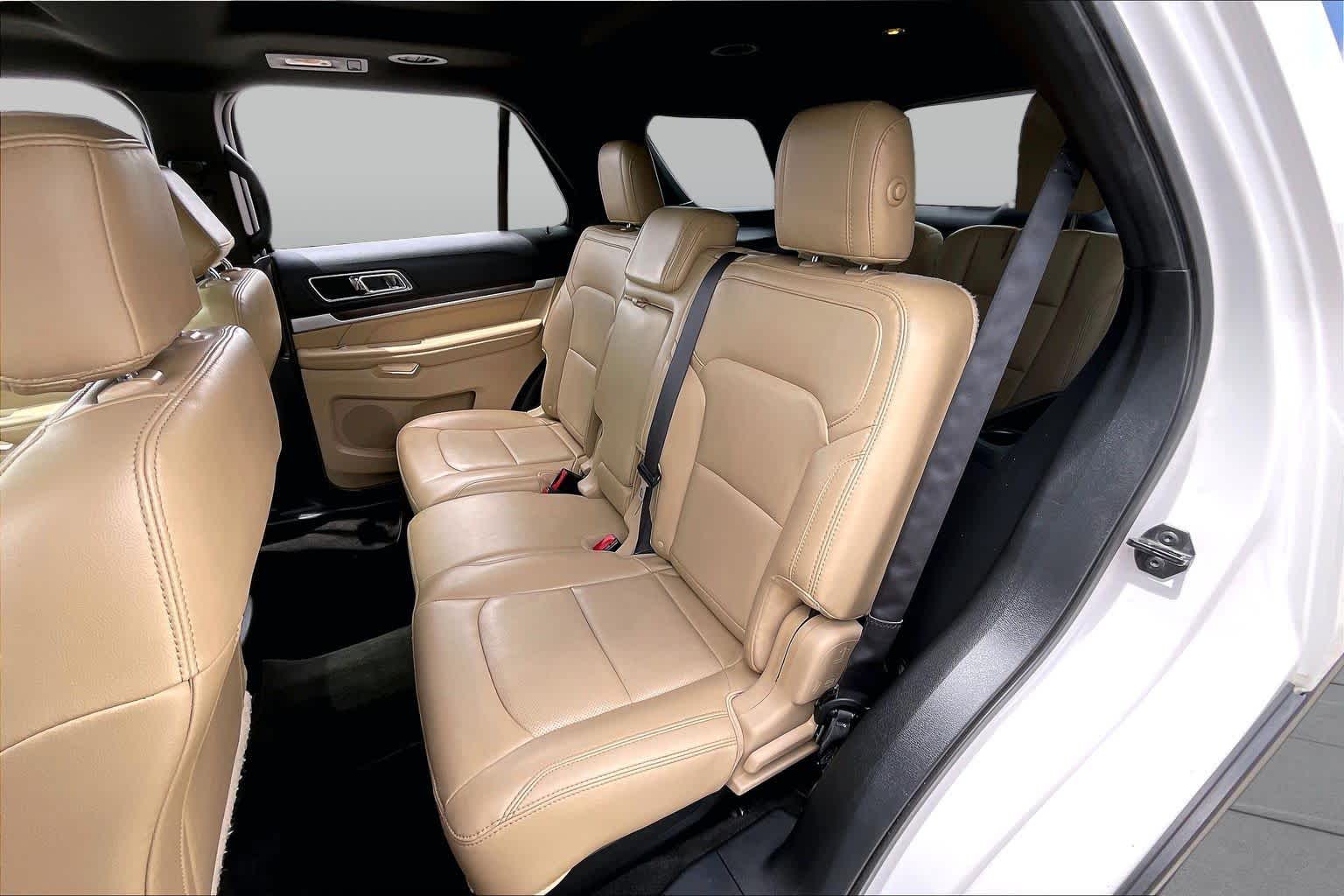 2017 Ford Explorer Limited White Platinum Metallic Tri-Coat at AutoNation USA Houston