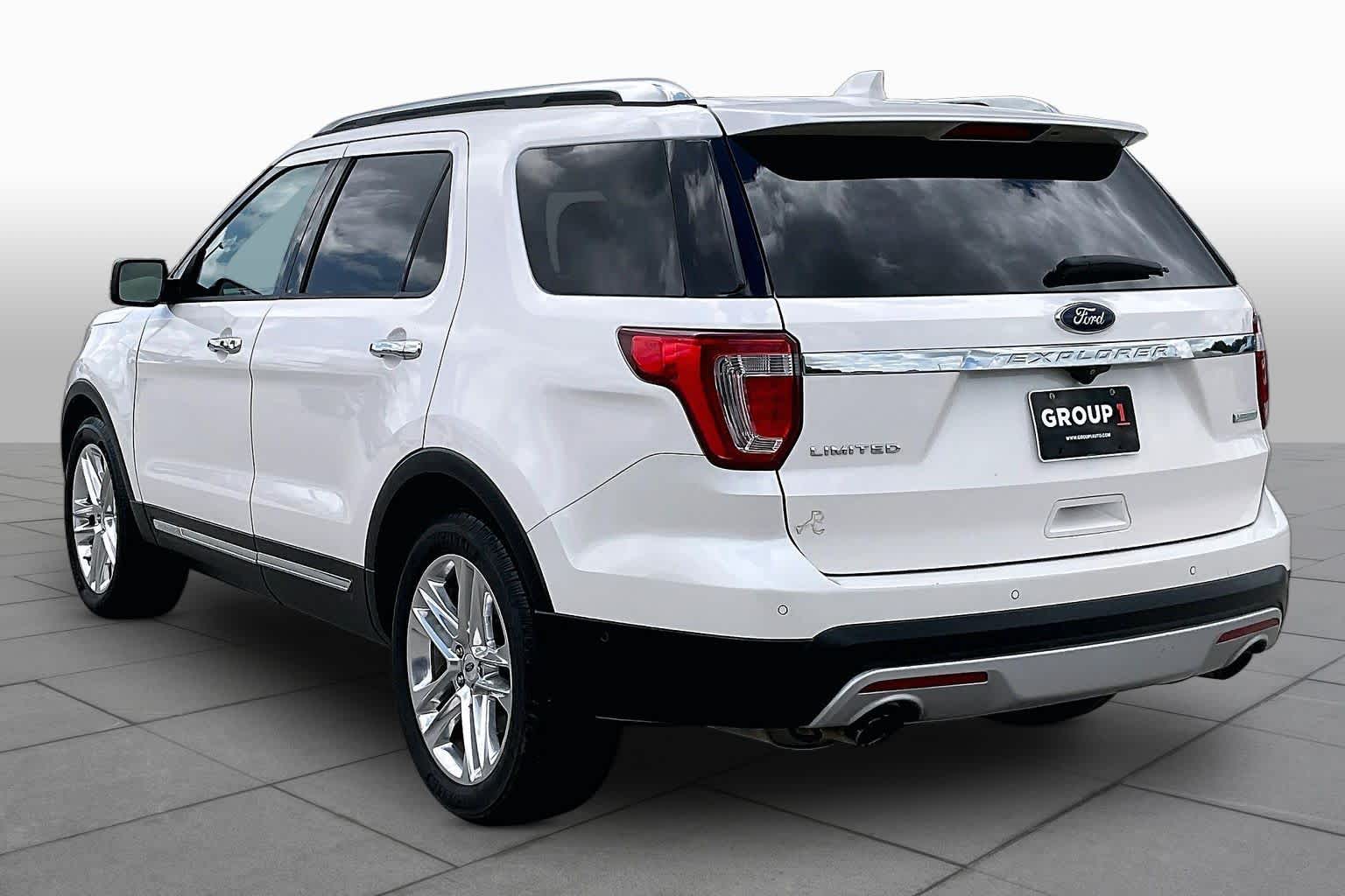 2017 Ford Explorer Limited White Platinum Metallic Tri-Coat at AutoNation USA Houston