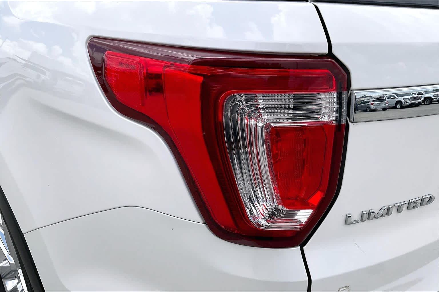 2017 Ford Explorer Limited White Platinum Metallic Tri-Coat at AutoNation USA Houston