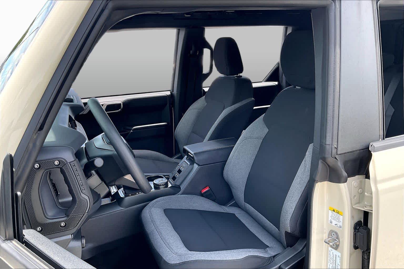 2025 Ford Bronco Base - 7