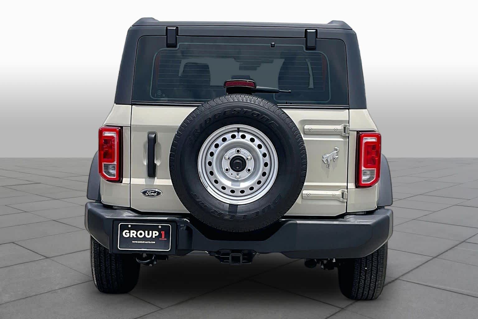 2025 Ford Bronco Base - 4