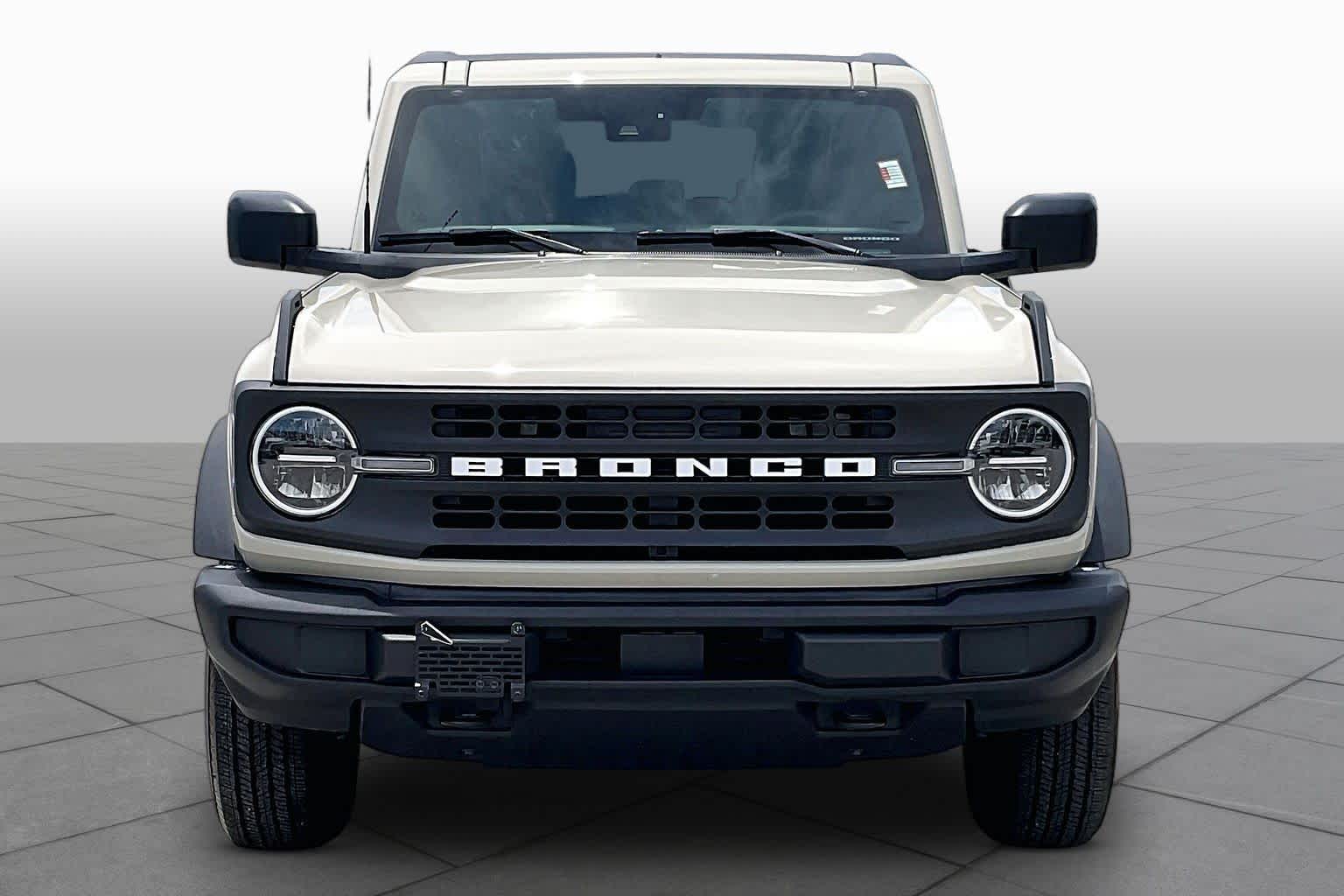 2025 Ford Bronco Base - 3