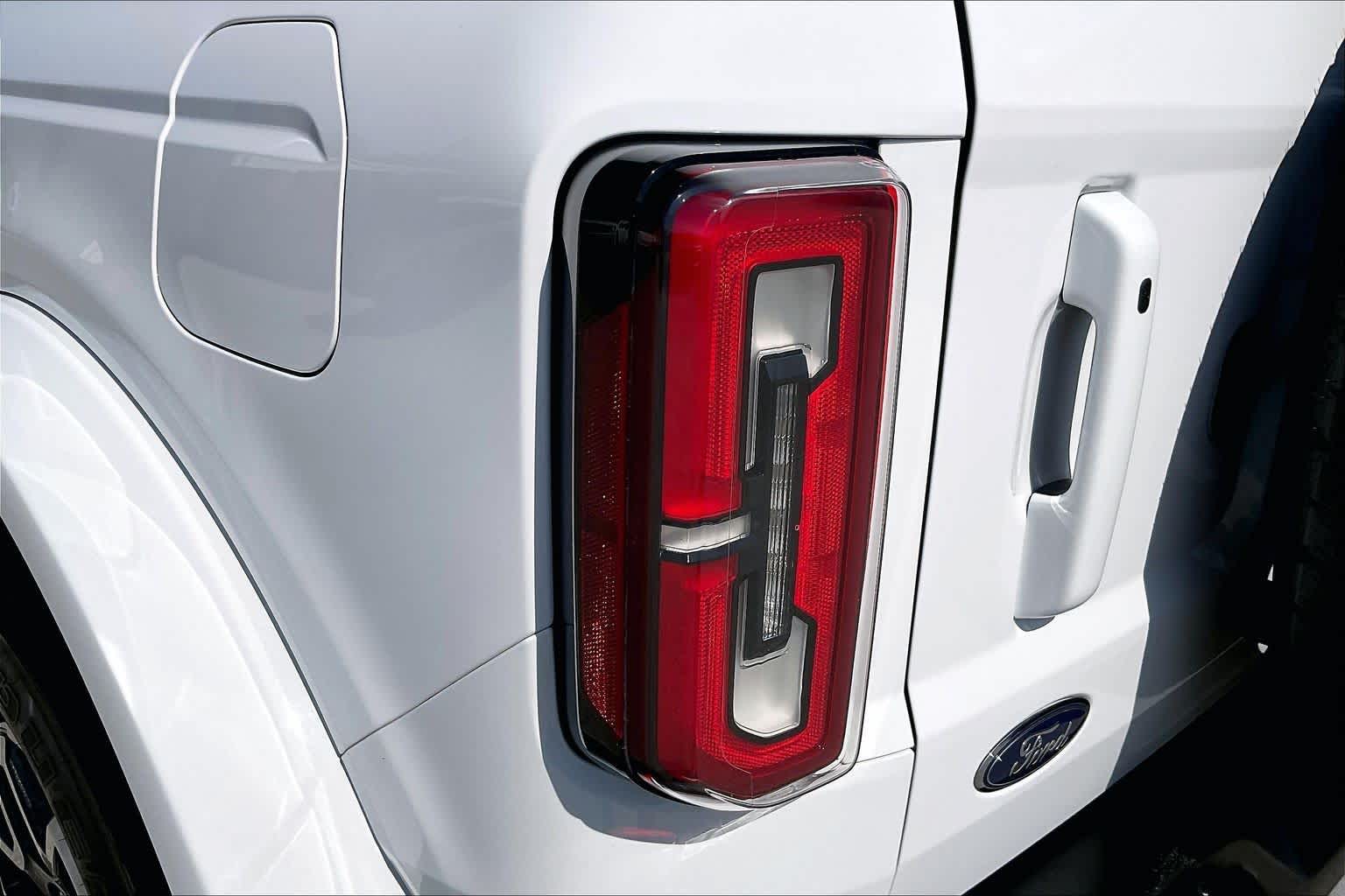2025 Ford Bronco photo 26 of 32