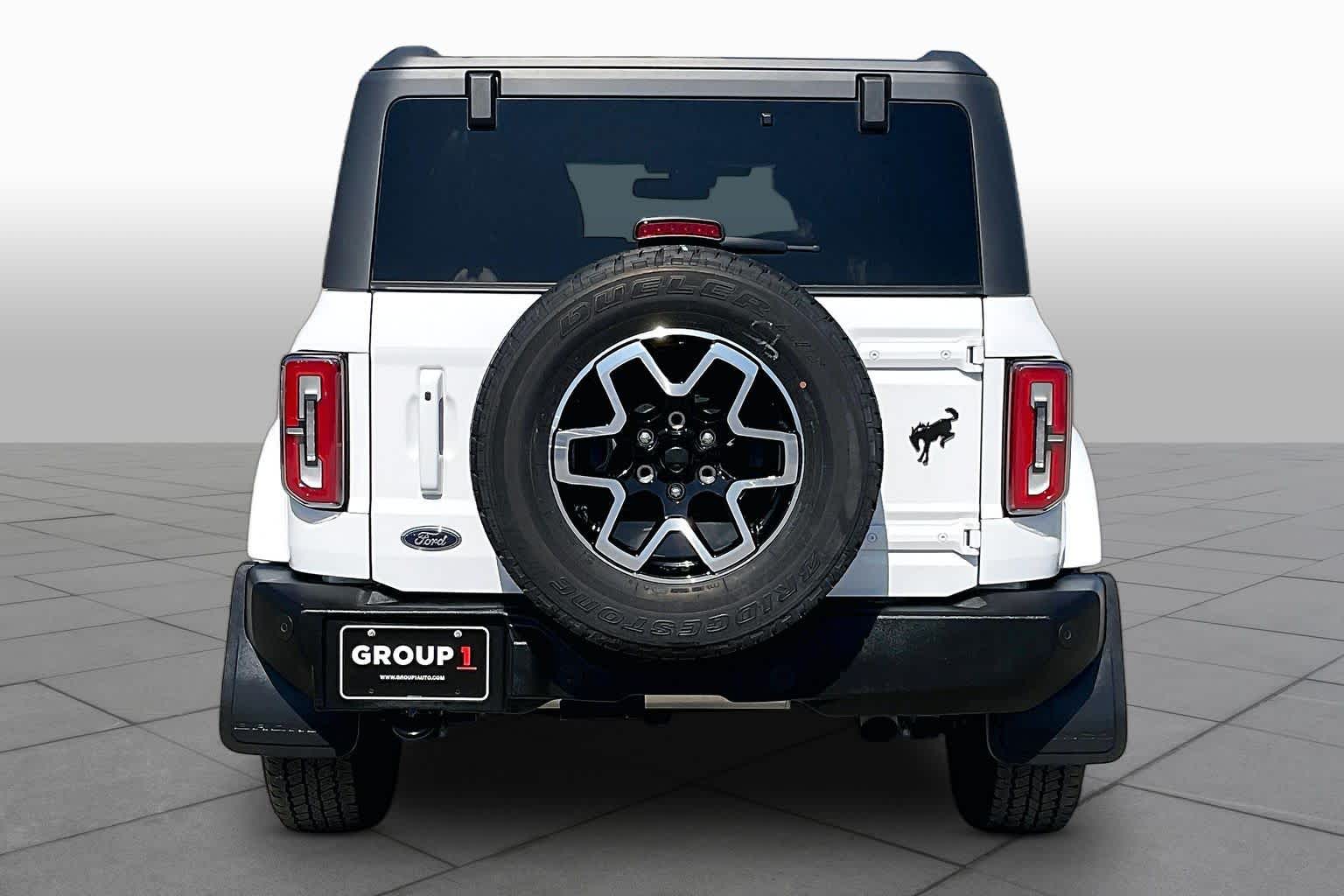 2025 Ford Bronco photo 5 of 32