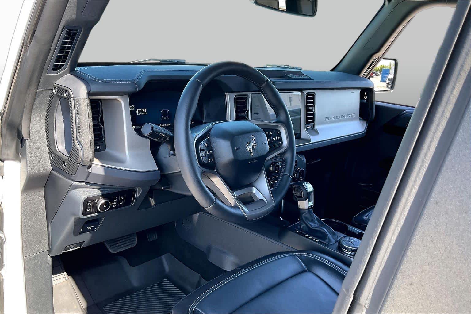 2025 Ford Bronco photo 15 of 32