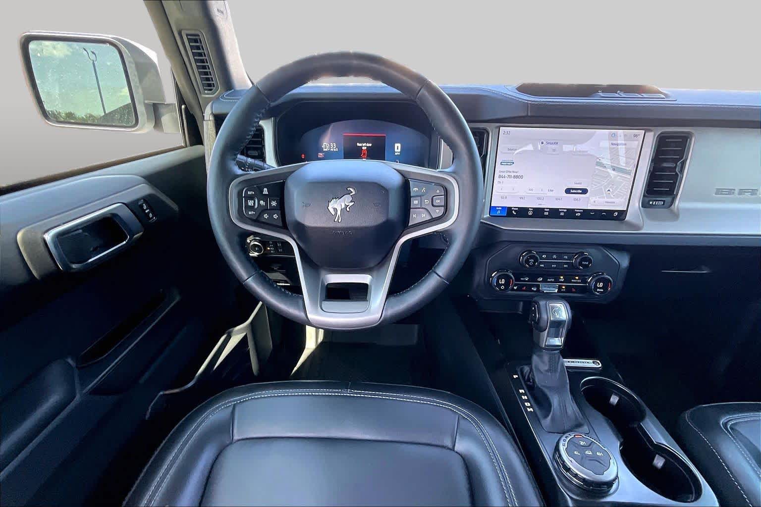 2025 Ford Bronco photo 6 of 32