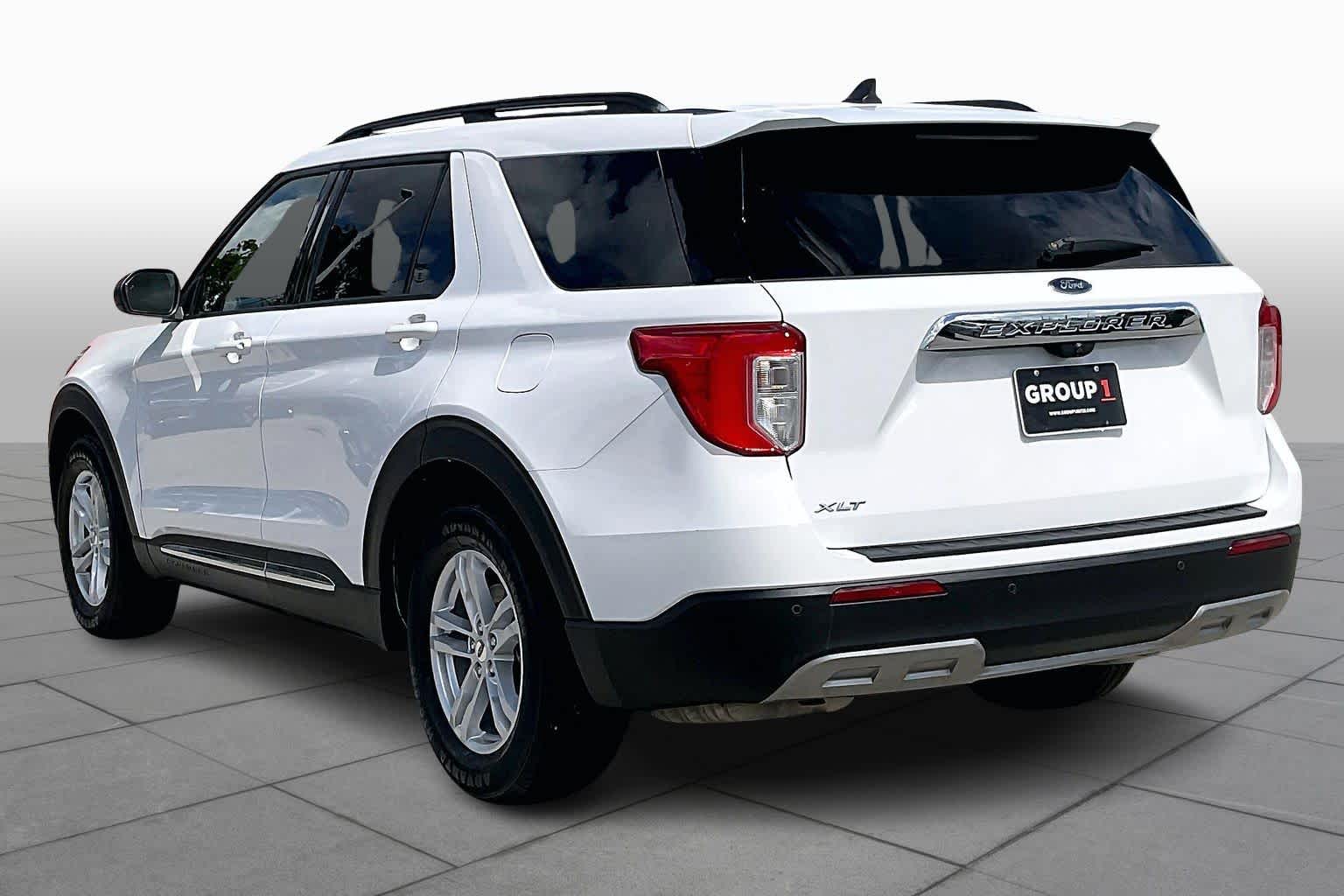 2022 Ford Explorer XLT - 11