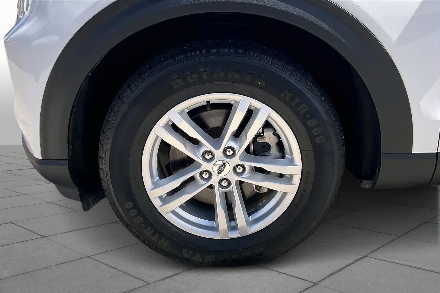 2022 Ford Explorer XLT - 10