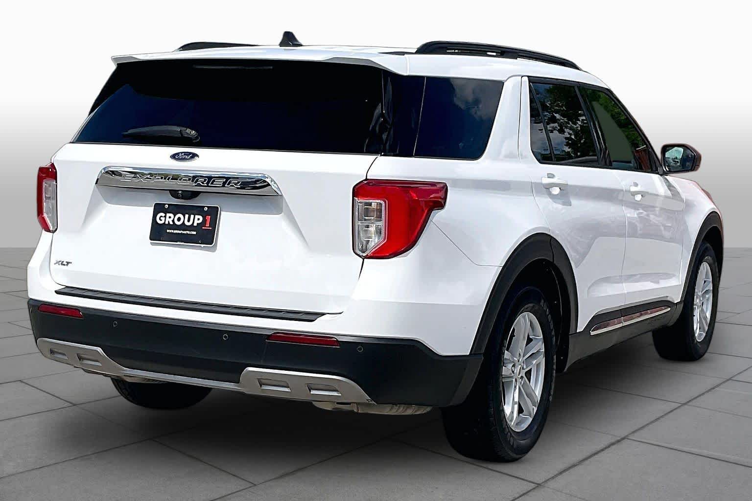 2022 Ford Explorer XLT Oxford White at AutoNation USA Houston