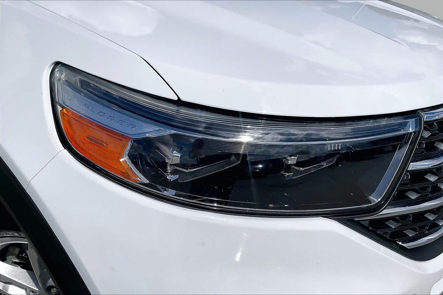 2022 Ford Explorer XLT Oxford White at AutoNation USA Houston