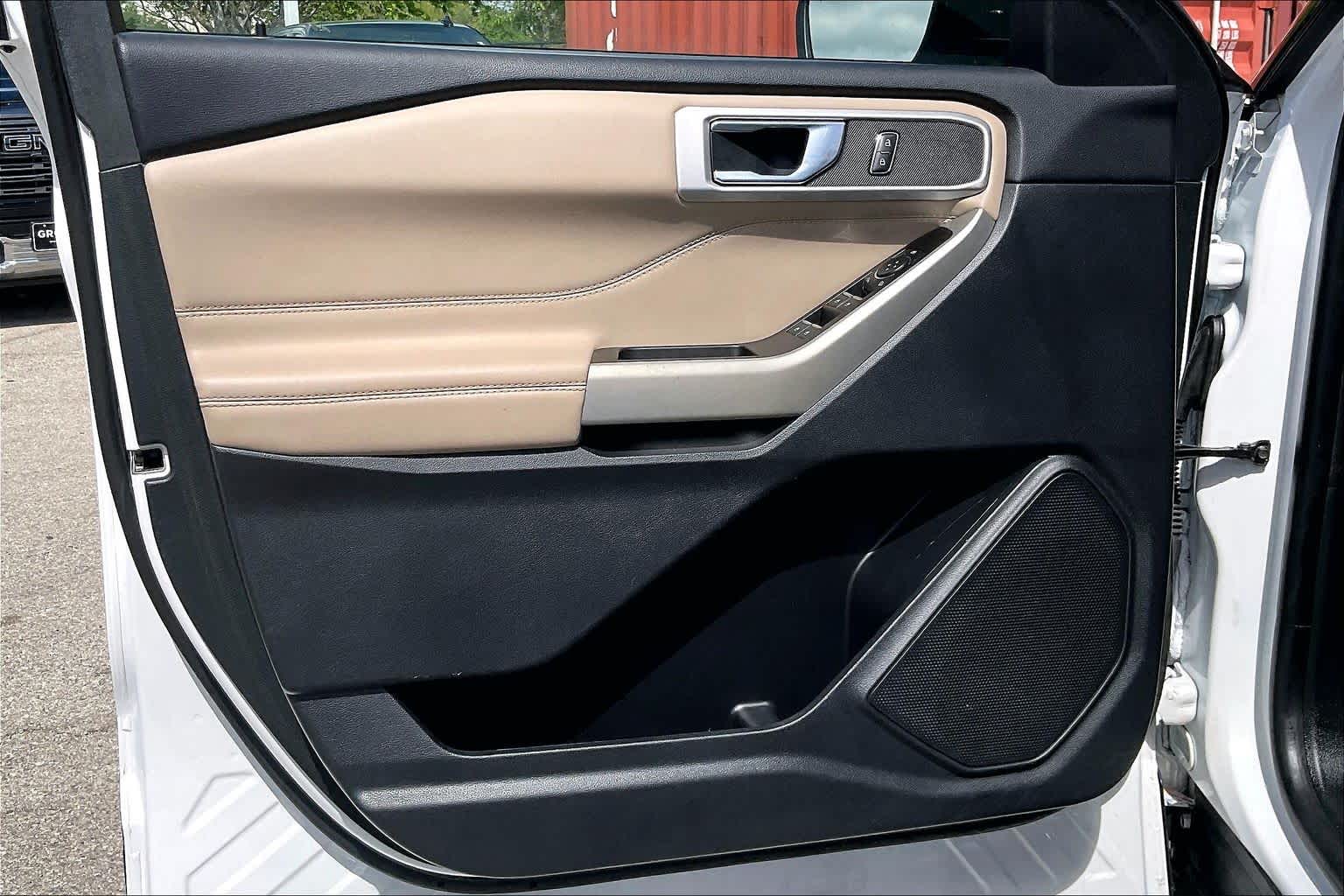 2022 Ford Explorer XLT Oxford White at AutoNation USA Houston