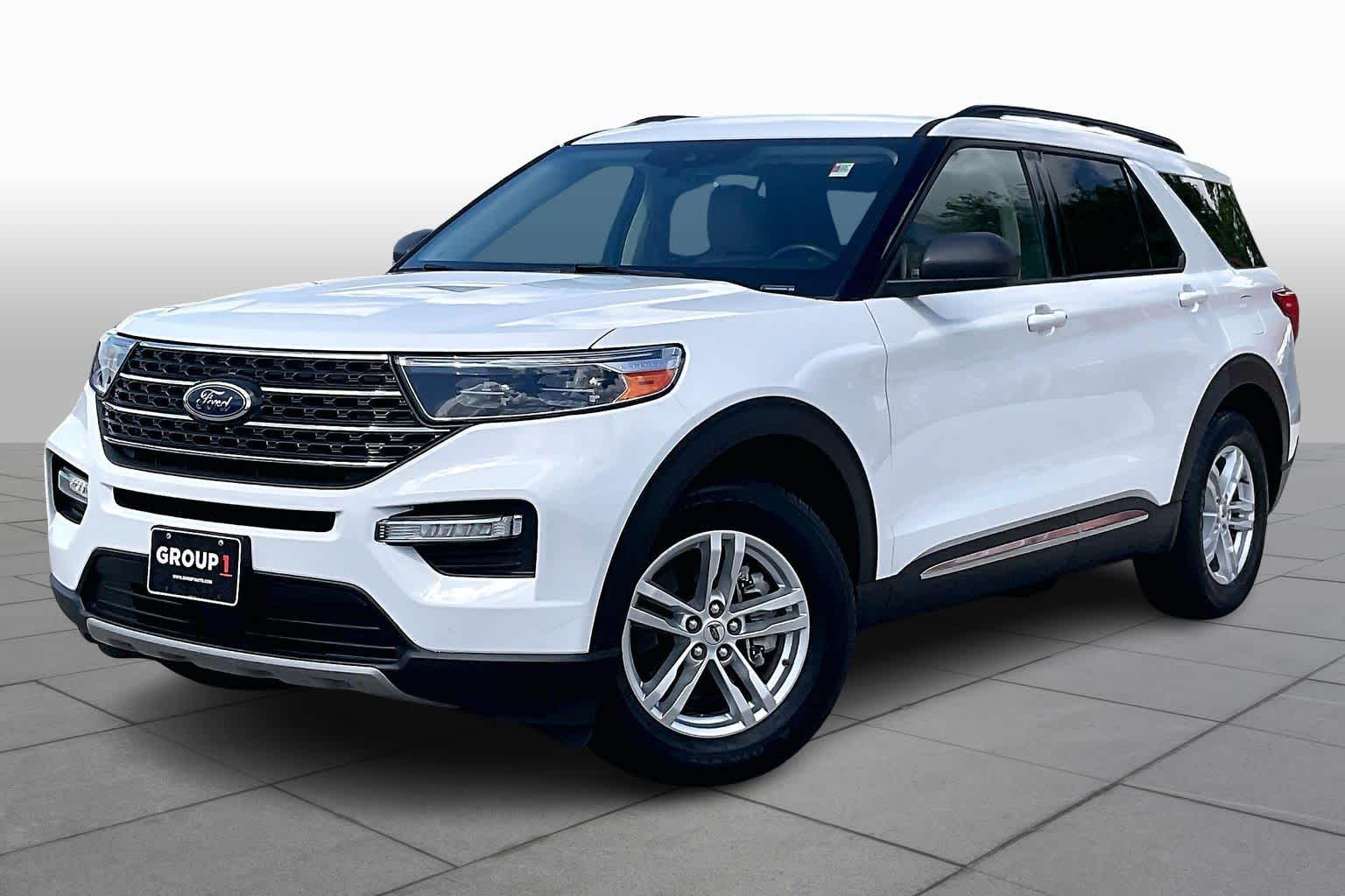 2022 Ford Explorer XLT Oxford White at AutoNation USA Houston