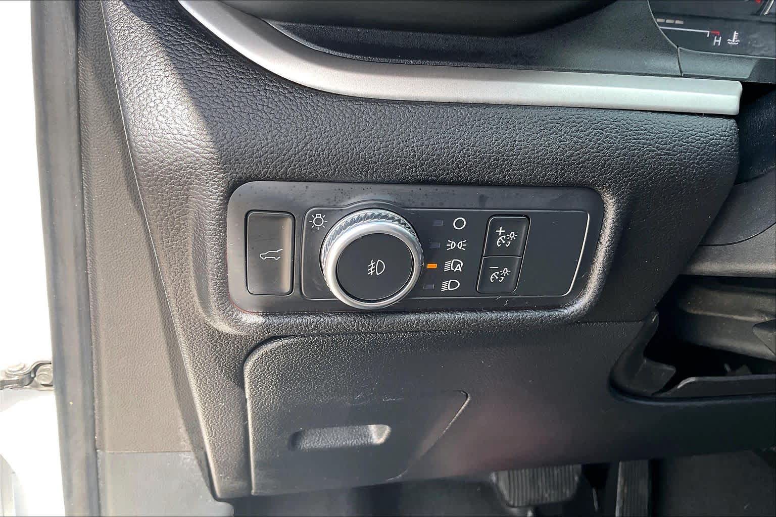 2022 Ford Explorer XLT Oxford White at AutoNation USA Houston