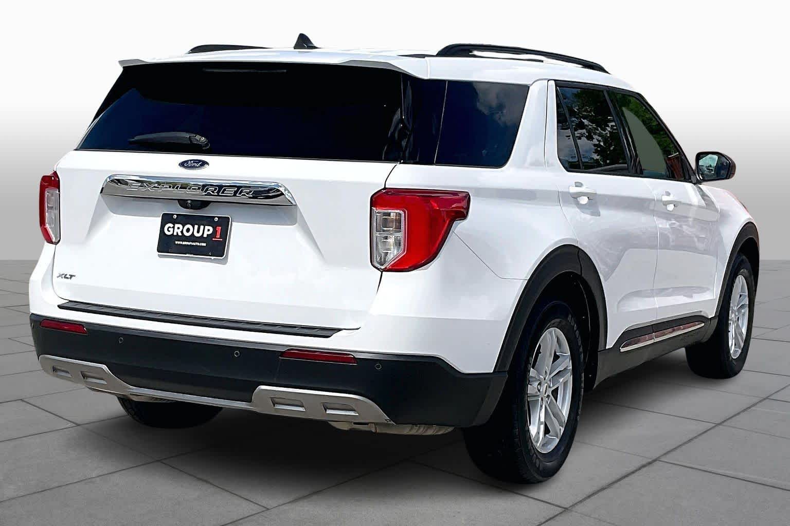 2022 Ford Explorer XLT Oxford White at AutoNation USA Houston