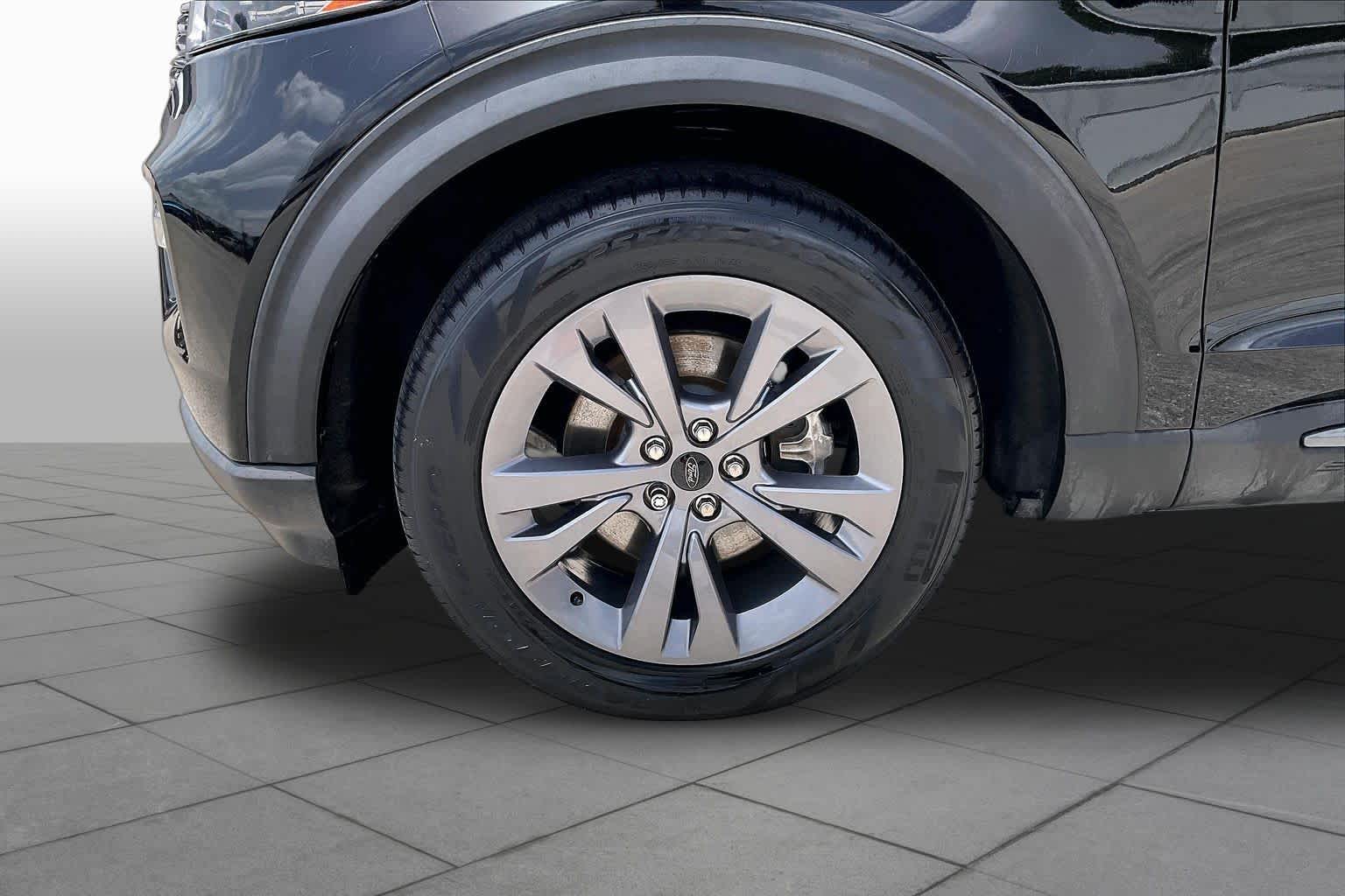 2023 Ford Explorer XLT Agate Black Metallic at Group 1 GMC Buick South
