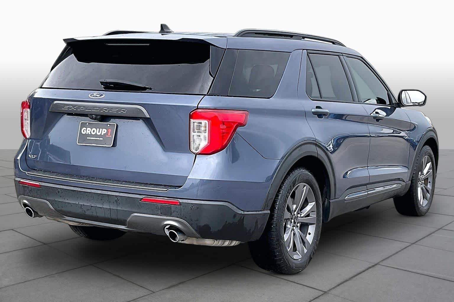 2021 Ford Explorer XLT Infinite Blue Metallic Tinted Clearcoat at AutoNation USA Katy