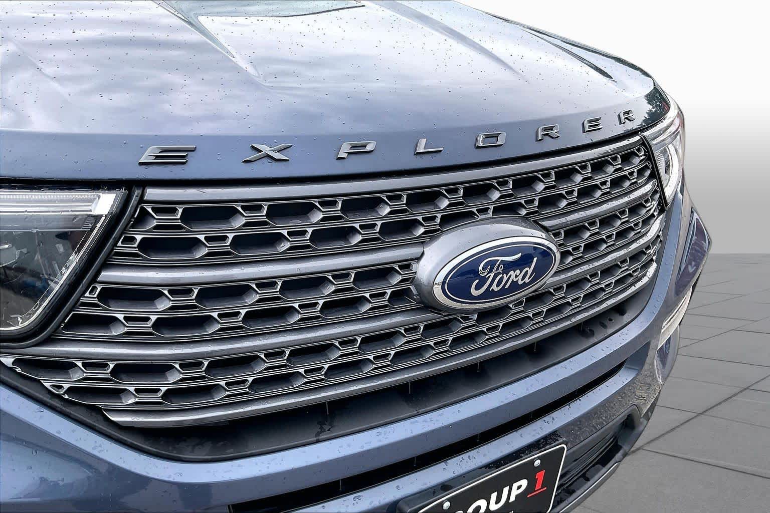 2021 Ford Explorer XLT Infinite Blue Metallic Tinted Clearcoat at AutoNation USA Katy