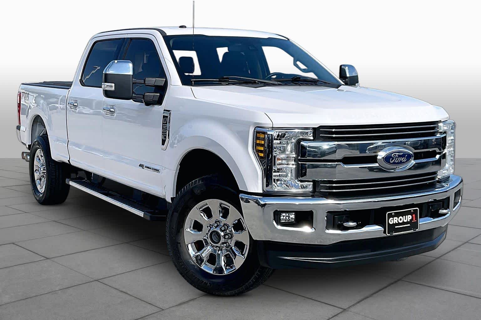 2018 Ford Super Duty F-250 Pickup photo 3 of 33