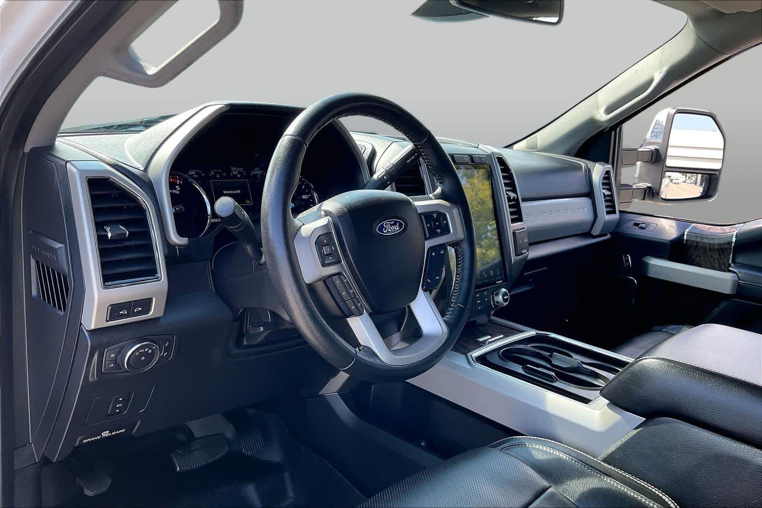 2018 Ford Super Duty F-250 Pickup photo 16 of 33