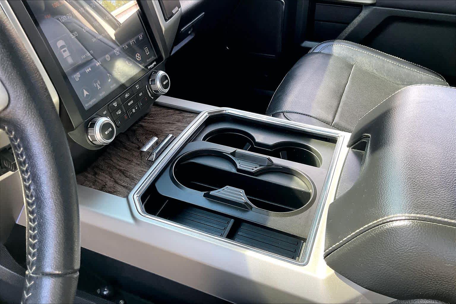 2018 Ford Super Duty F-250 Pickup photo 15 of 33