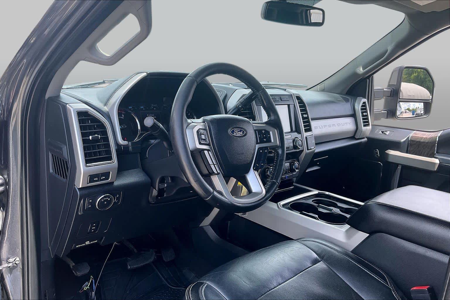 2019 Ford Super Duty F-250 Pickup photo 16 of 32