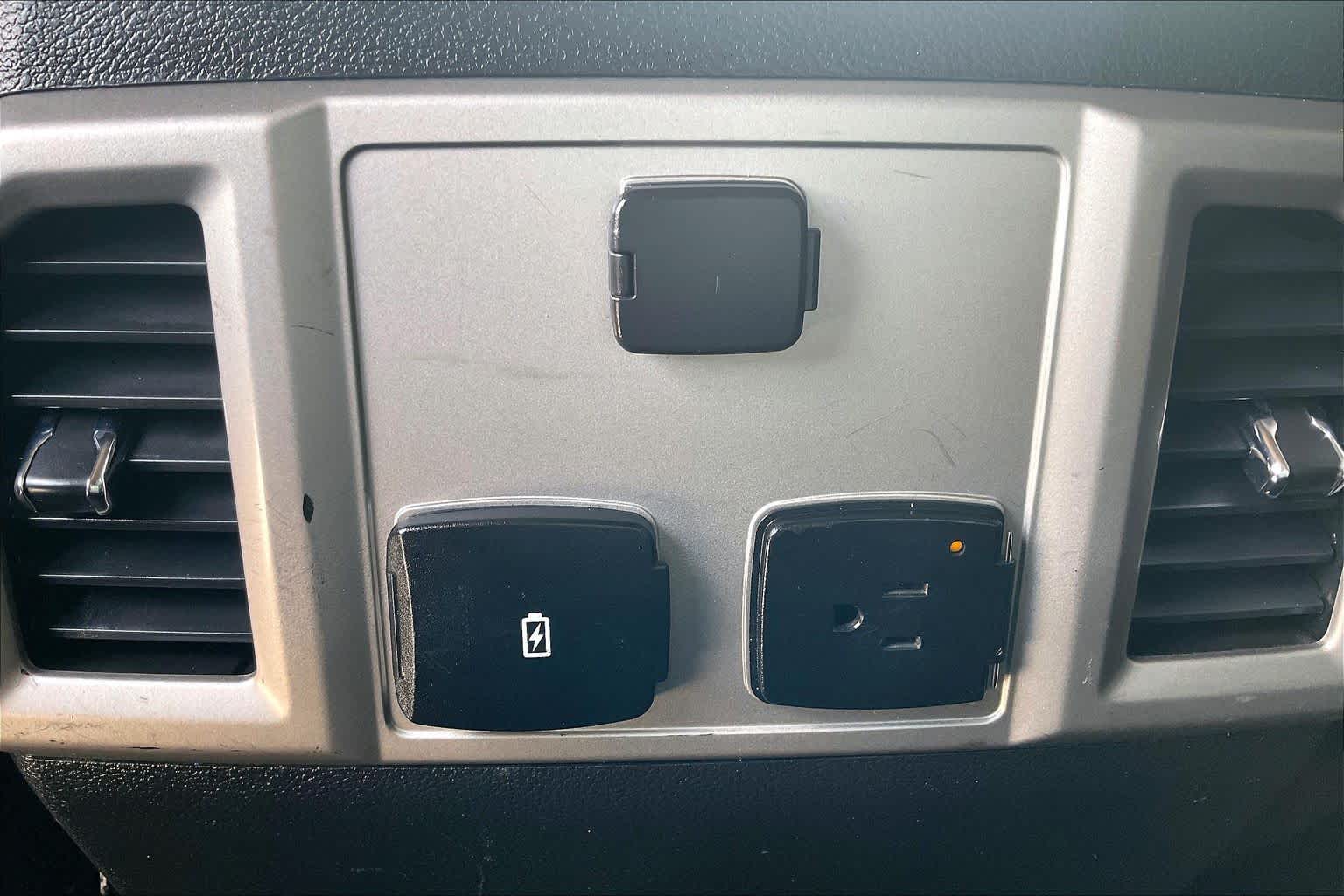 2019 Ford Super Duty F-250 Pickup photo 30 of 32