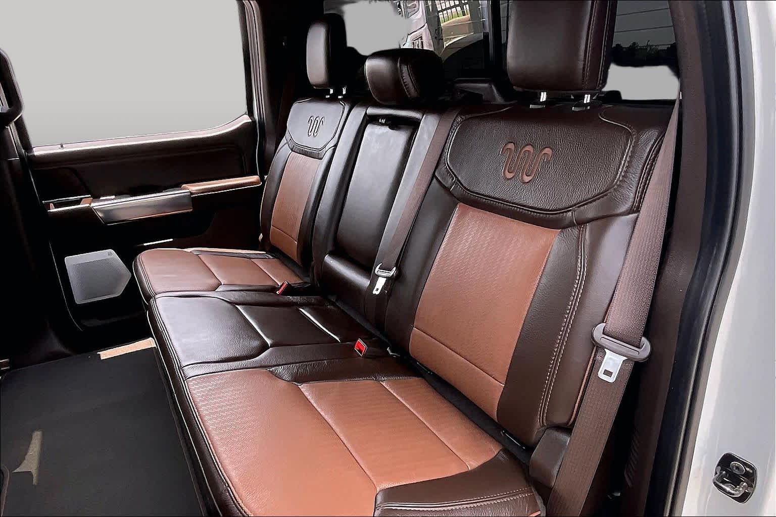 2025 Ford Super Duty F-250 Pickup King Ranch Star White Metallic Tri-Coat/Darkened Bronze at Group 1 GMC Buick South