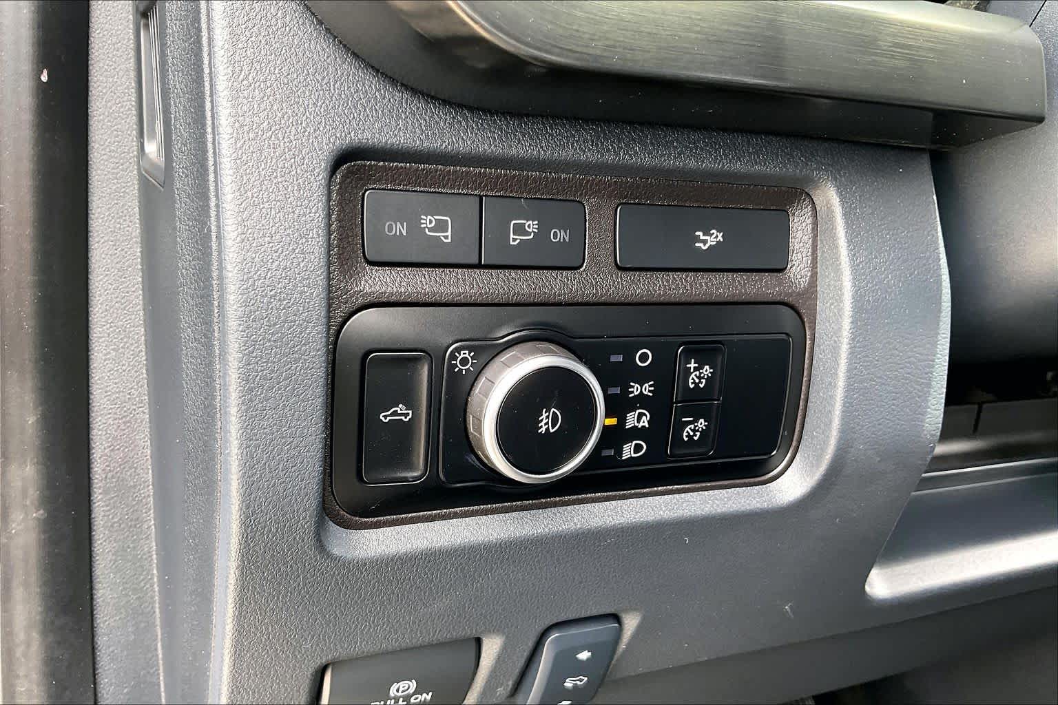 2024 Ford Super Duty F-250 Pickup LARIAT Carbonized Gray at Mac Haik Ford