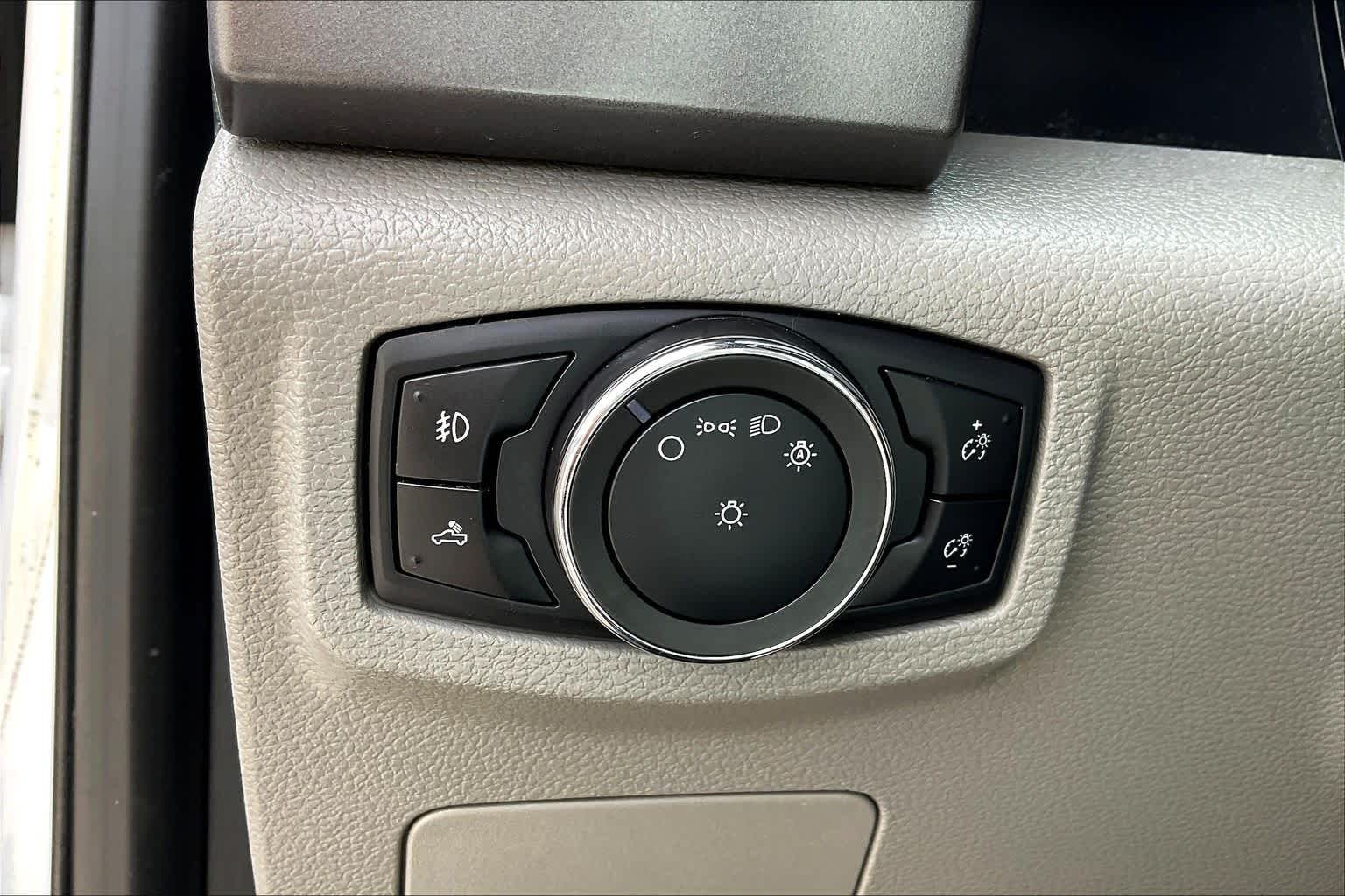 2017 Ford F-150 XLT Oxford White at Baytown Ford