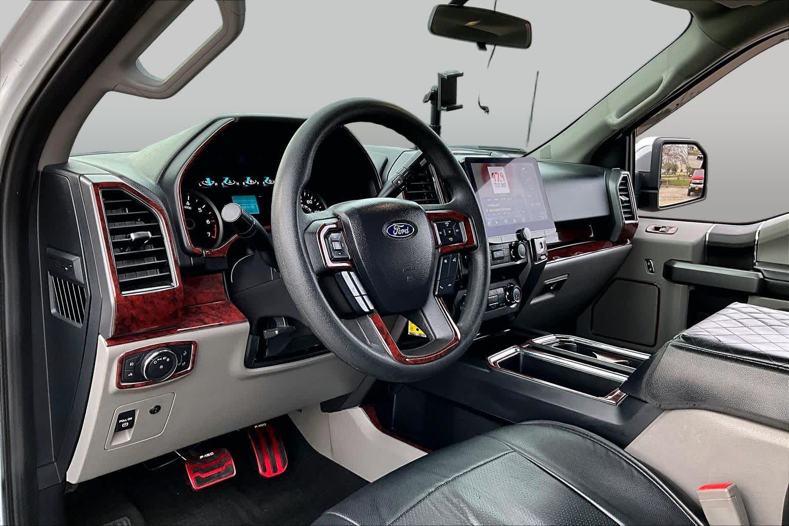 2019 Ford F-150 photo 16 of 33