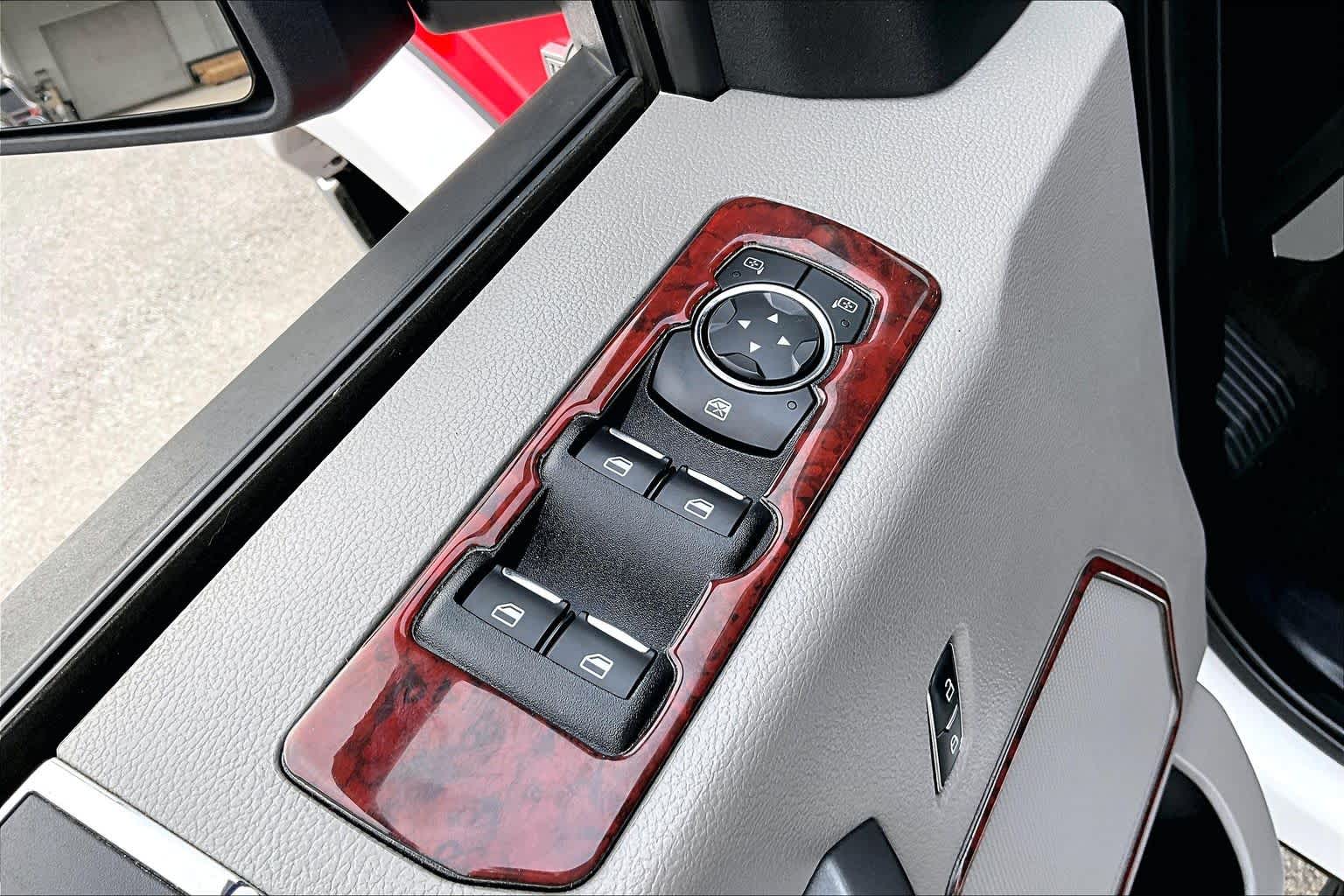 2019 Ford F-150 photo 13 of 33