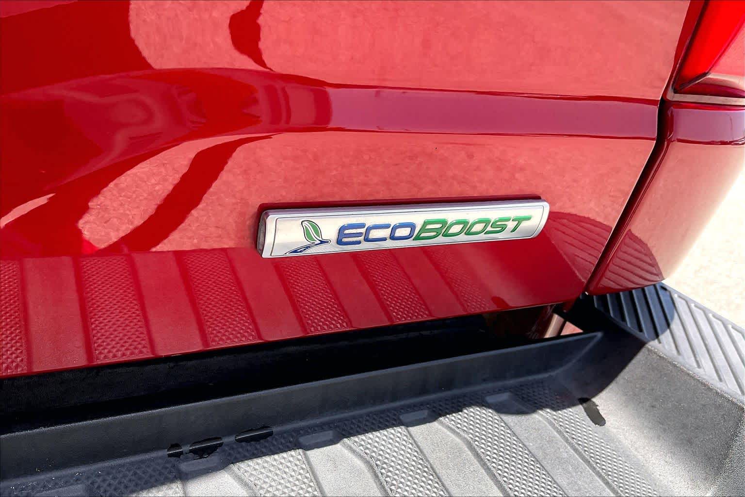2023 Ford F-150 LARIAT Rapid Red Metallic Tinted Clearcoat at Tomball Ford