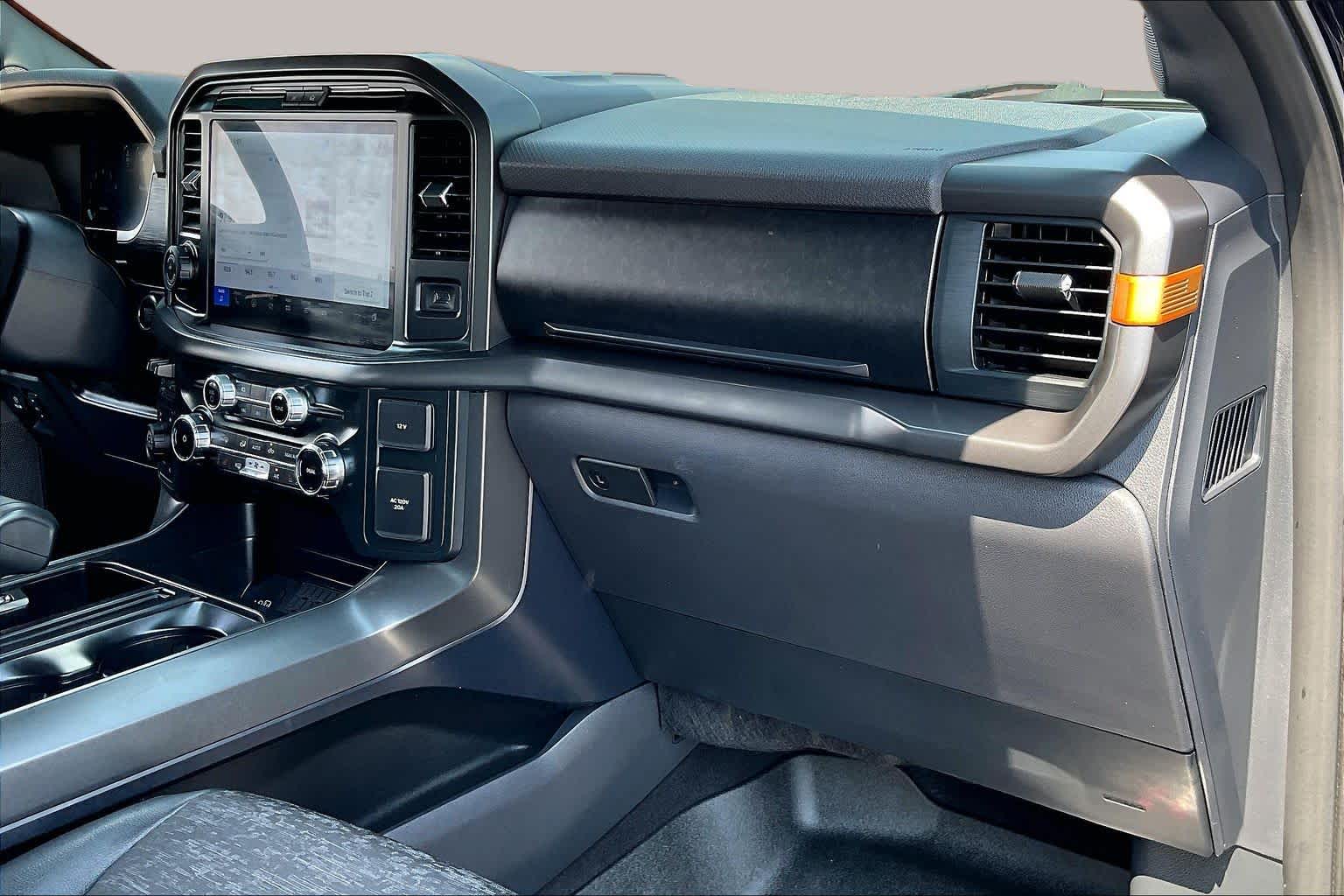 2025 Ford F-150 photo 18 of 34