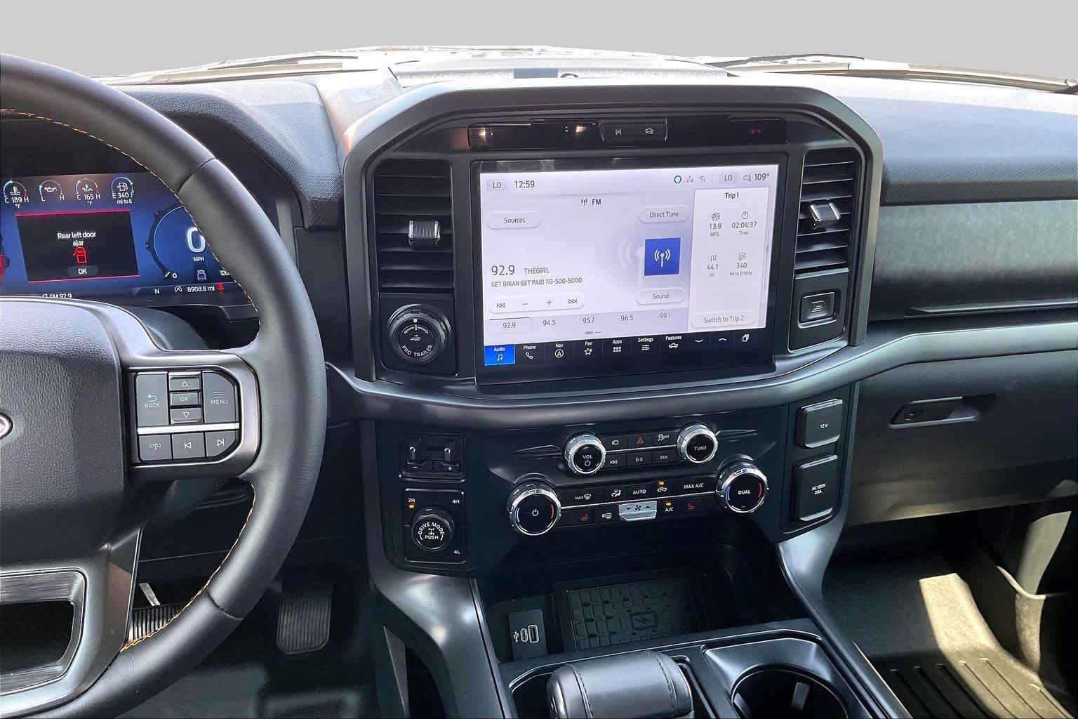 2025 Ford F-150 photo 7 of 34