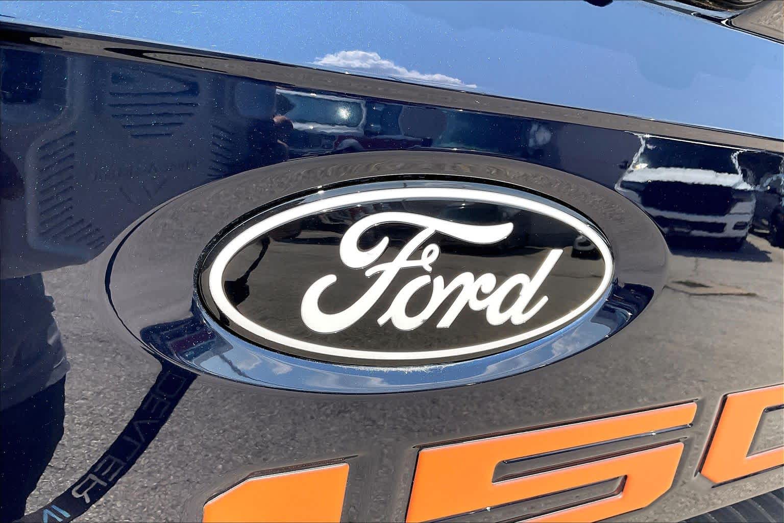2025 Ford F-150 photo 30 of 34