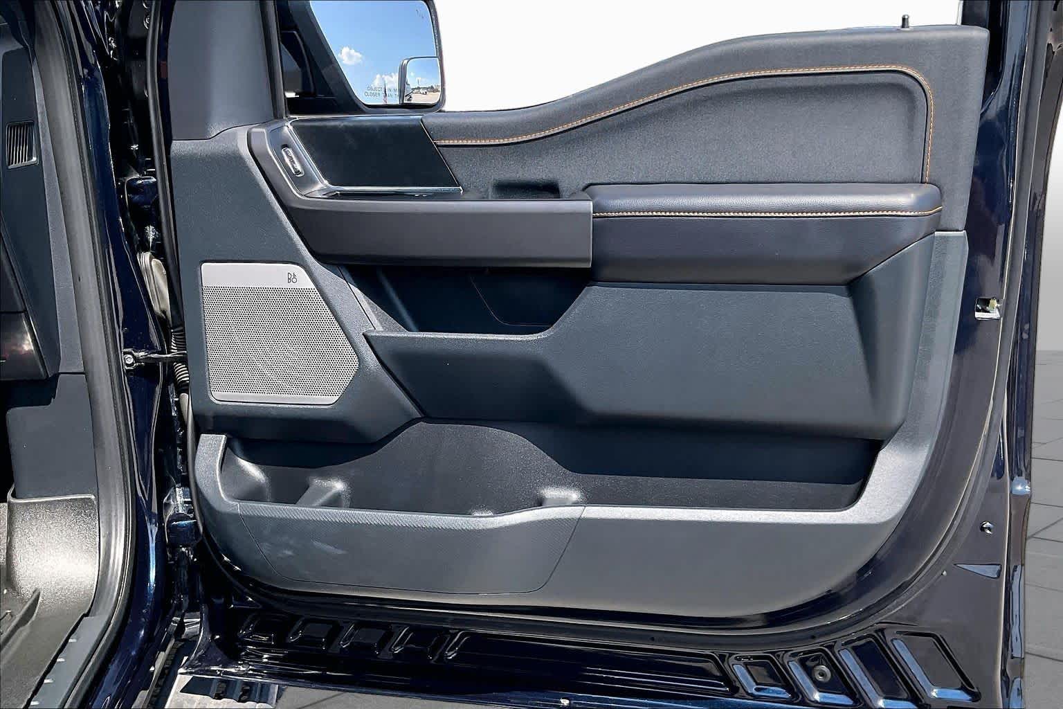 2025 Ford F-150 photo 22 of 34